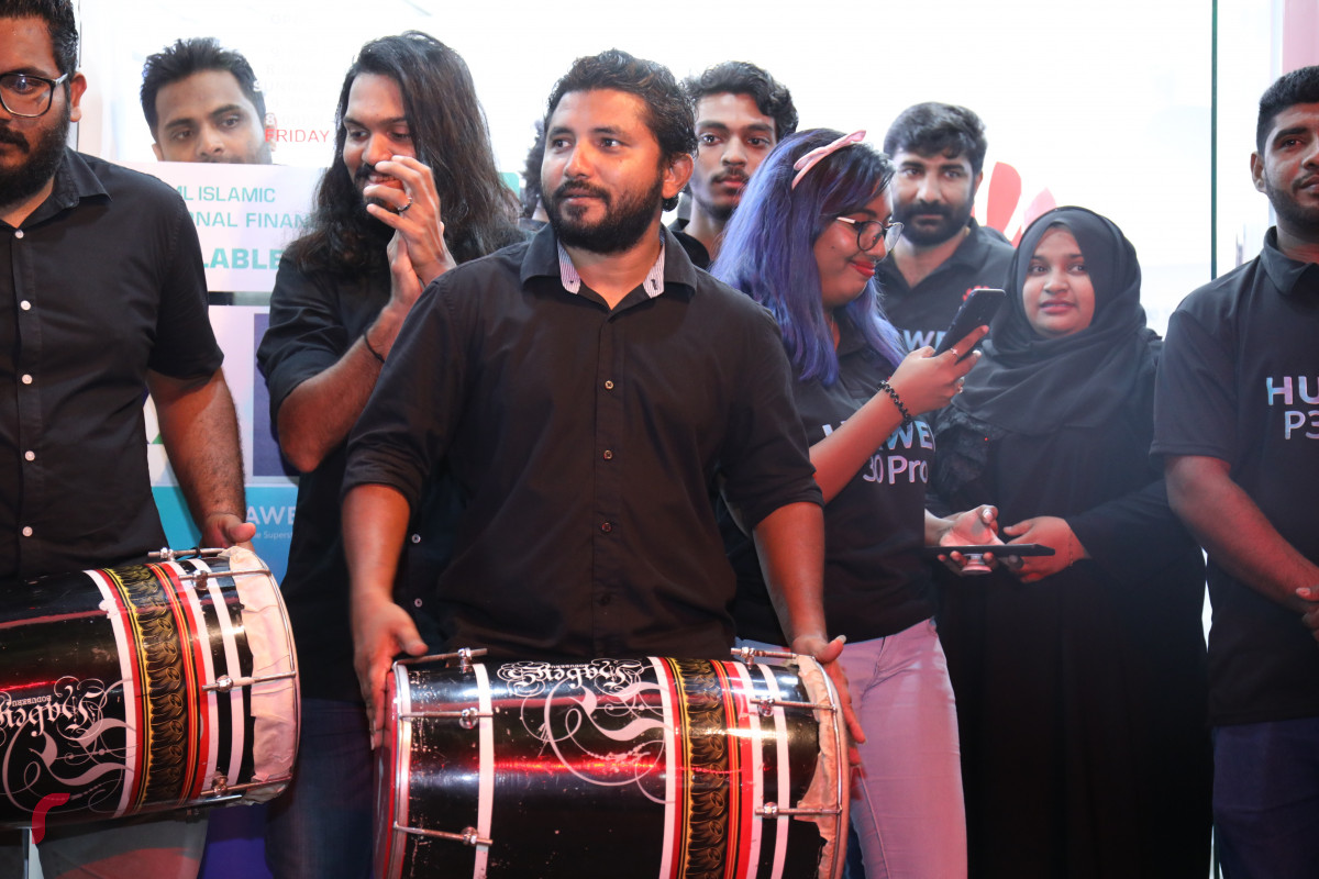 4 މެއި 2019 -- ވާވޭ ޕީ30 ޕްރޯ އިފްތިތާހު ކުރުމަށް ބޭއްވި ހަފްލާގެ ތެރެއިން-- ފޮޓޯ: ޝުއައިބް މުހައްމަދު