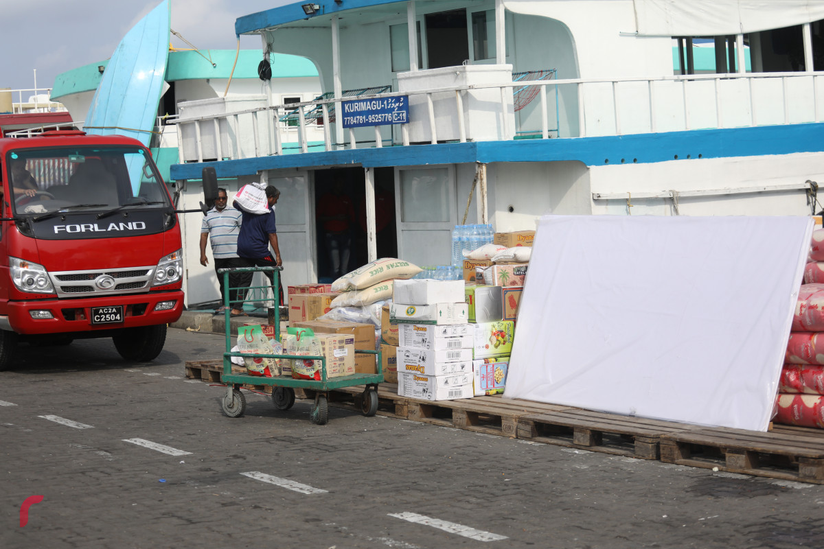 05 މެއި 2019: މާލޭ އުތުރު ފަރާތު ބަނދަރު ސަރަހައްދުގައި އުޅަނދަކަށް އެރުވުމަށް ތައްޔާރުކޮށްފައި ހުރި މުދާތަކެއް-- ފޮޓޯ: ޝުއައިބް މުހައްމަދު