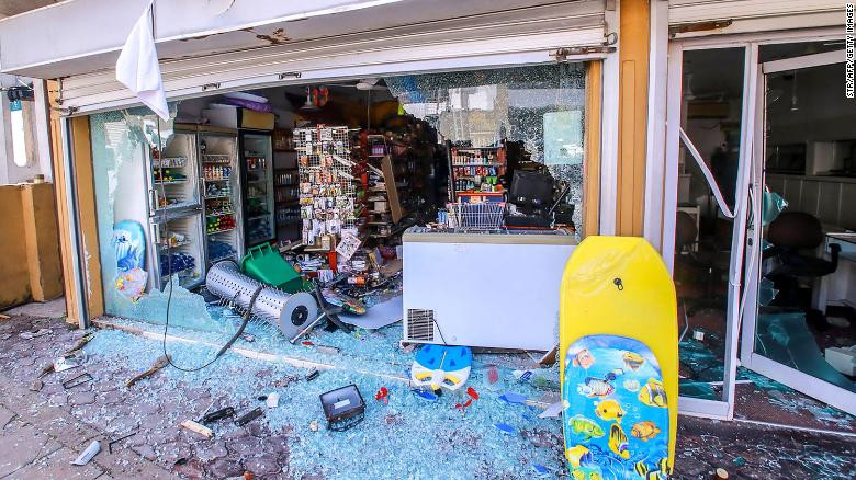 ނެގަމްބޯގެ ފިހާރައަކަށް ގެއްލުން ދީފައި