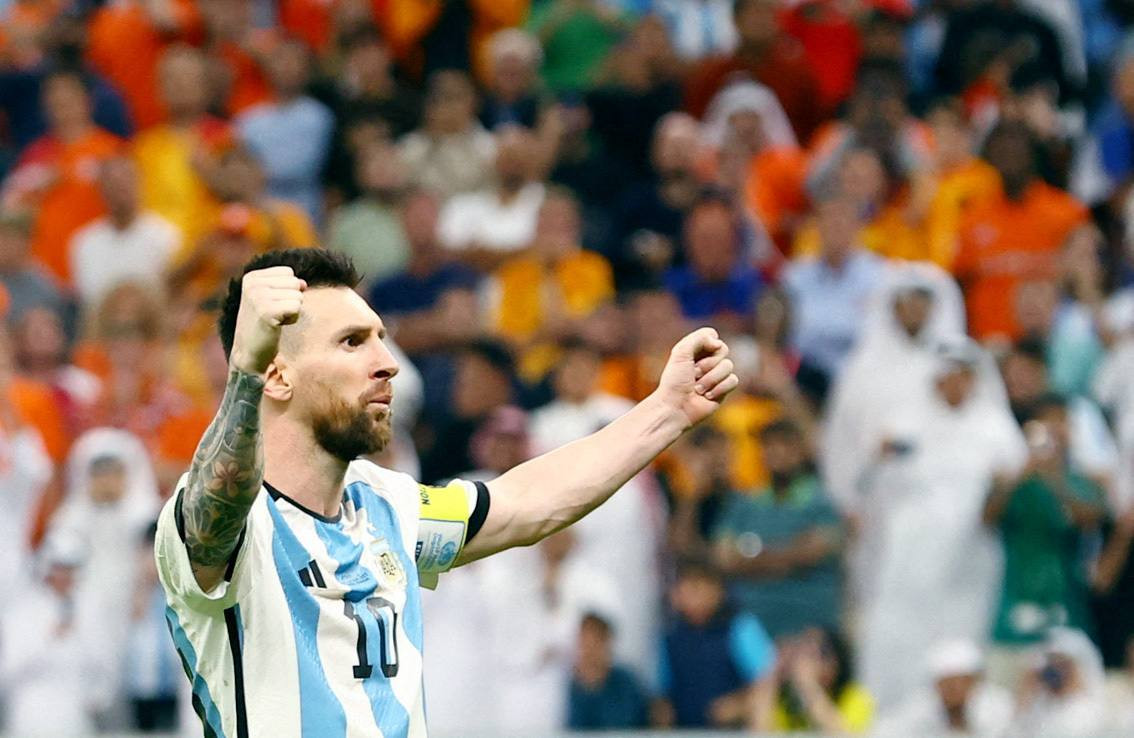 އާޖެންޓީނާ އަދި ނެދަލެންޑްސް ކުޅުނު މެޗުގެ ތެރެއިން