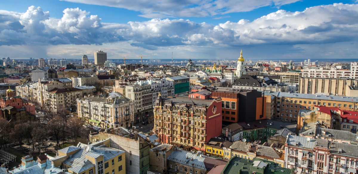 ޔޫކްރޭން - 30 ދުވަހުގެ ކުއްލި ނުރައްކަލުގެ ހާލަތު އިއުލާން ކުރަން ވަނީ ނިންމާފައި