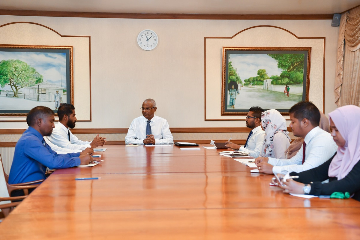 ރައީސުލްޖުމްހޫރިއްޔާ ބ ދޮންފަނު ކައުންސިލާ ބައްދަލުކުރެއްވުން