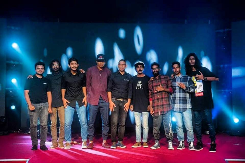 ސިމްބޮލިކްގެ ފަންނާނުން ތަކެއް