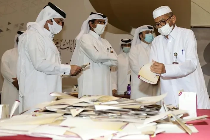 ގަތަރުގެ ޝޫރާ ކައުންސިލް ވޯޓު ގުނުމުގެ މަސައްކަތް ކުރިޔަށްދަނީ