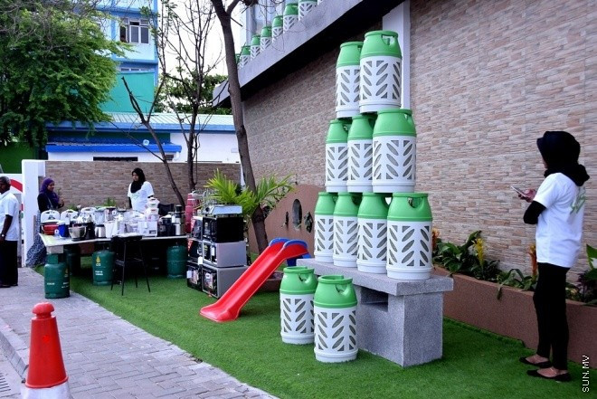 މޯލްޑިވް ގޭހުގެ ލުއި ފުޅިތަކެއް