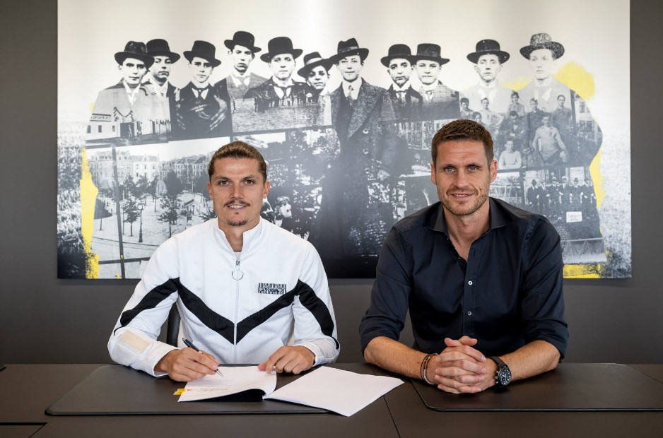 ޑޯޓްމަންޑުގެ އެއްބަސްވުމުގައި ސަބިޓްޒާ ސޮއިކުރުމުގެ ތެރެއިން