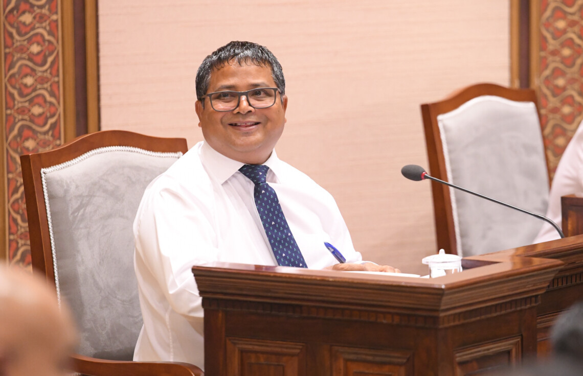 މަޖިލީހުގެ ޖަލްސާގައި ޑރ. ހުސައިން ރަޝީދު ހަސަން ވާހަކަފުޅުދައްކަވަނީ