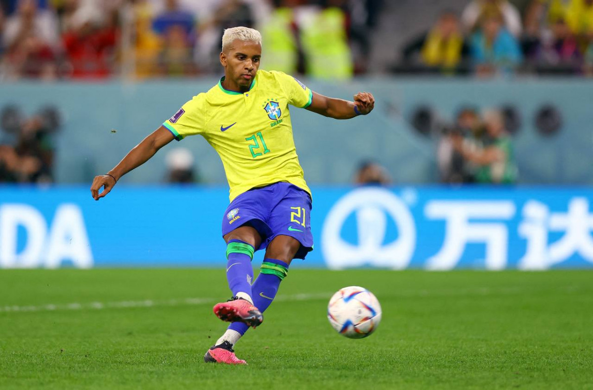 ބްރެޒިލް އަދި ކްރޮއޭޝިއާ ކުޅުނު މެޗުގެ ތެރެއިން - ފޮޓޯ: ރޮއިޓާސް