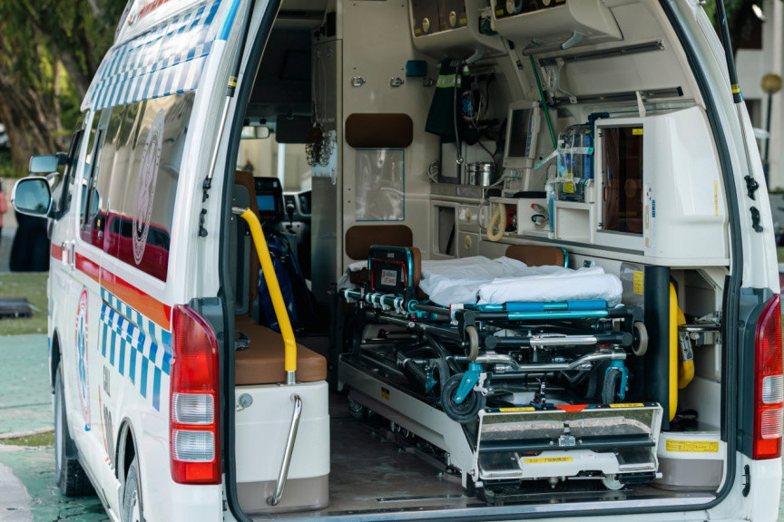 ގައުމީ އެމްބިއުލާންސްގެ ހިދުމަތް ފެށުން - ފޮޓޯ/ ސަން އޮންލައިން