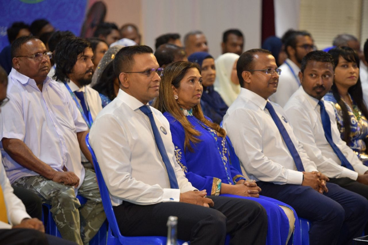 އެމްއެންޕީގެ ފުރަތަމަ ކޮންގްރެސްގެ ތެރެއިން