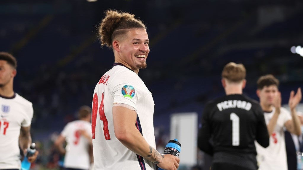 ޔޫކްރޭނާއި އިންގްލެންޑް ބައްދަލުކުރި މެޗަށްފަހު އިންގްލެންޑުގެ ކެލްވިން ފިލިޕްސް - ފޮޓޯ: ގެޓީ އިމޭޖަސް 