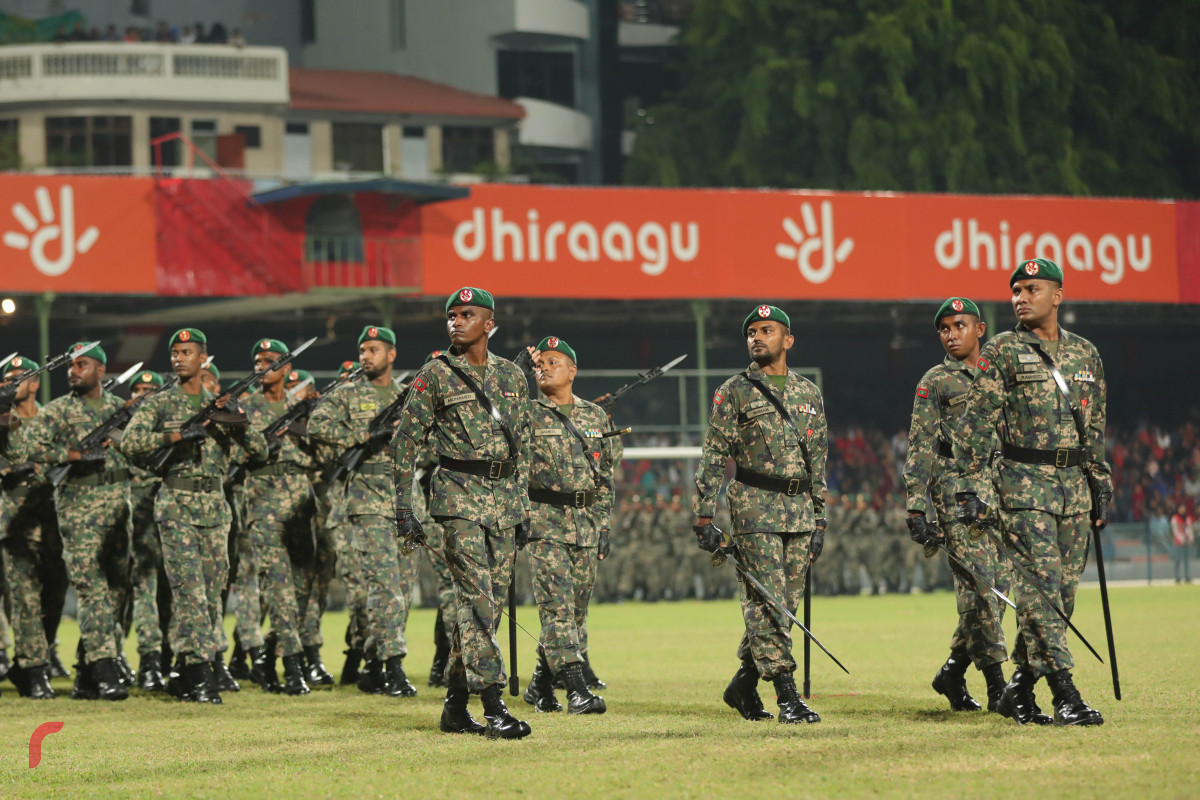 26 ޖުލައި 2019 --މިނިވަން ދުވަހުގެ ރަސްމީ ޕެރޭޑުގެ ހަރަކާތްތައް، ގަލޮޅު ދަނޑުގައި ބޭއްވި ޕެރޭޑް ޝަރަފްވެރި ކޮށްދެއްވީ ރައީސުލް ޖުމްހޫރިއްޔާ އިބްރާހިމް މުހައްމަދު ސޯލިހް-- ފޮޓޯ: ޝުއައިބް މުހައްމަދު