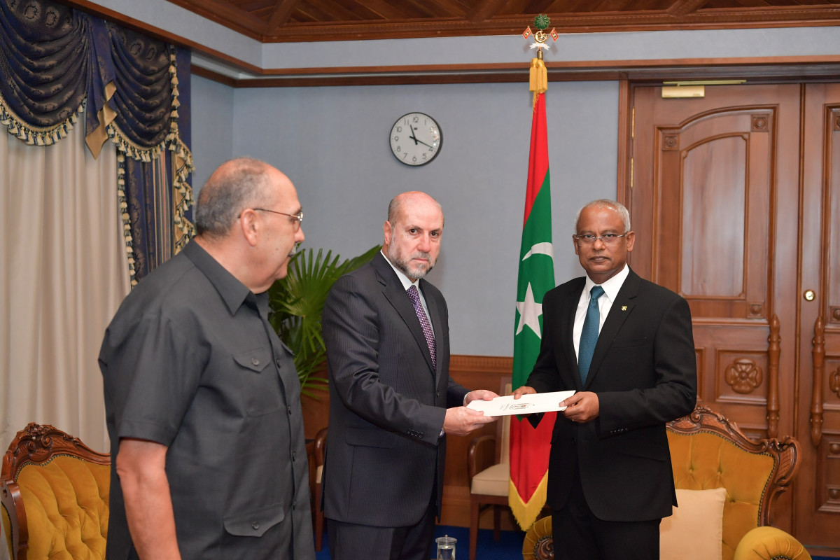 President Ibrahim Mohamed Solih and Special envoy of the Palestinian President, Mahmoud Al Habbash