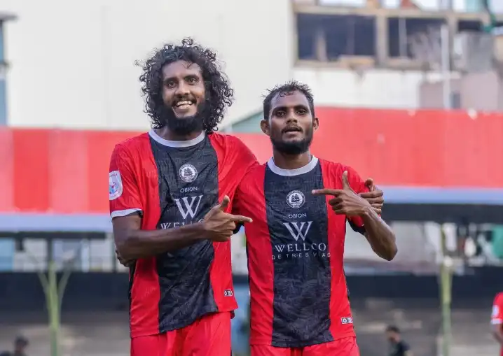 މެޗުގައި ލަނޑު ޖެހުމަށް ފަހު އޮޑީގެ ކުޅުންތެރިން އުފާ ފާޅު ކުރަނީ