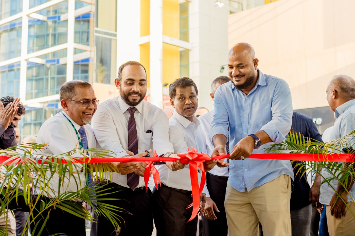 މަޖޫރީންގެ ހިޔާ ހުޅުވުން