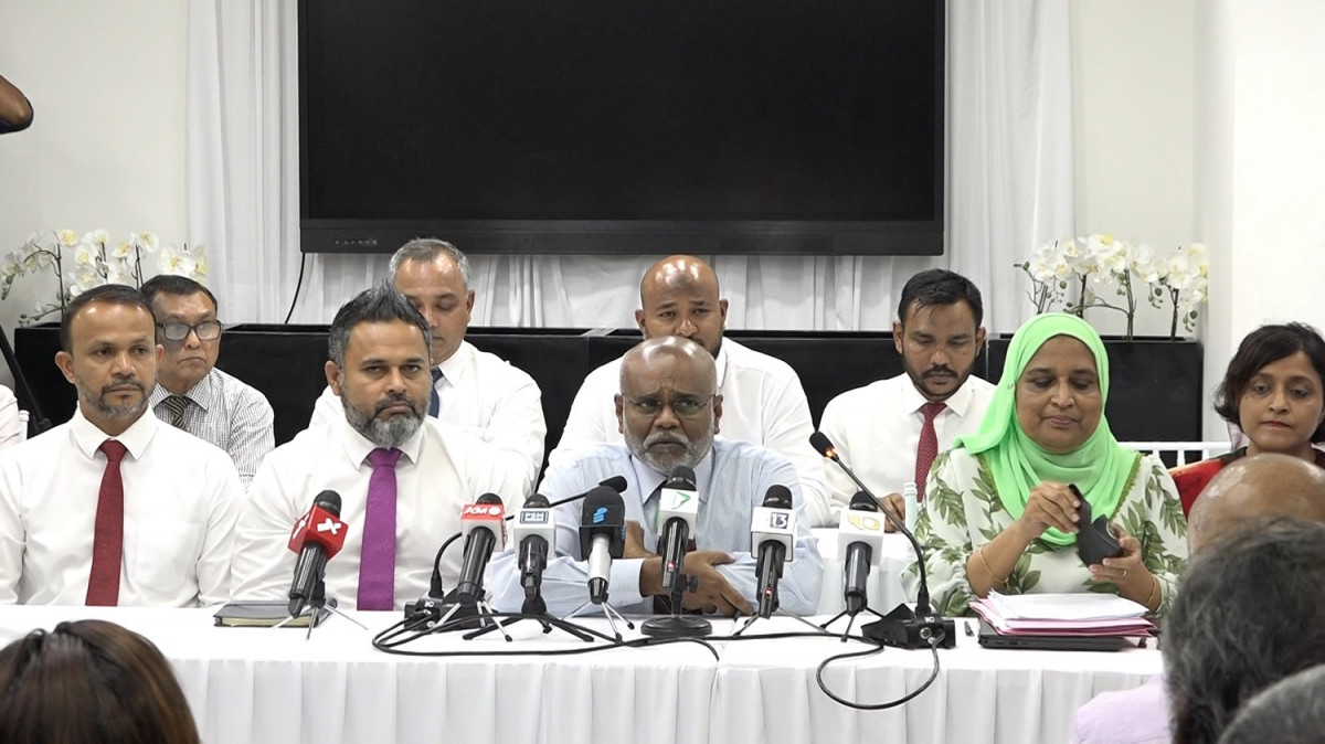 ޗާގޯސްގެ މައްސަލާގައި އިދިކޮޅުން ބޭއްވި ނޫސްވެރިންގެ ބައްދަލުވުމުގެ ތެރެއިން