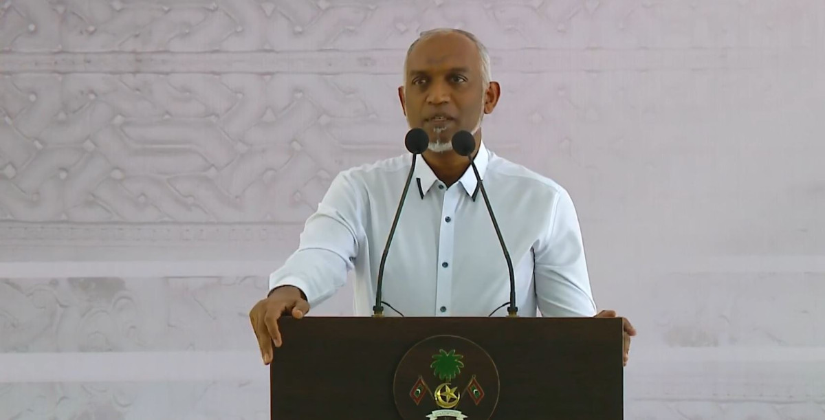 ރައްޔިތުންނާ ބައްދަލުކުރައްވާ ރައީސް ޑރ.މުހައްމަދު މުއިއްޒު ވާހަކަދައްކަވަނީ