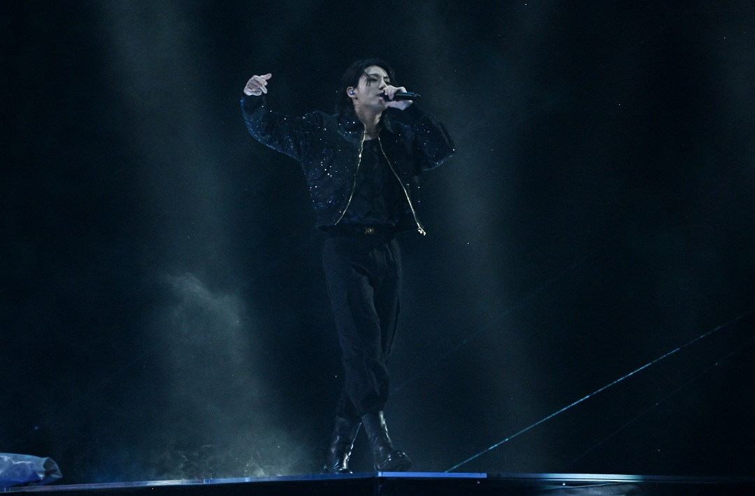 ފީފާ ވޯލްޑް ކަޕް 2022 ފެށުމުގެ ރަސްމިއްޔާތުގެ ތެރެއިން ބީޓީއެސް ޖޮންގްކޫކް - ފޮޓޯ: ރޮއިޓަރސް