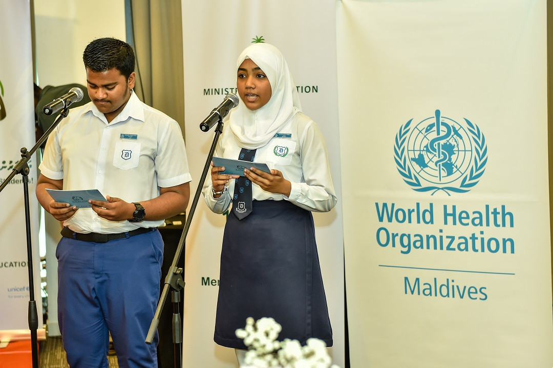 ދަރިވަރުންނަށް ނަފްސާނީ ފުރަތަމަ އެހީ ފޯރުކޮށްދިނުމުގެ ހެލްޕްލައިންގެ ޚިދުމަތް ހުކުރު ދުވަސްފިޔަވައި ކޮންމެ ދުވަހަކު މެންދުރުފަހު 3:00 އިން ރޭގަނޑު 09:00އަށް ލިބޭނެ - ފޮޓޯ: ރައީސް އޮފީސް