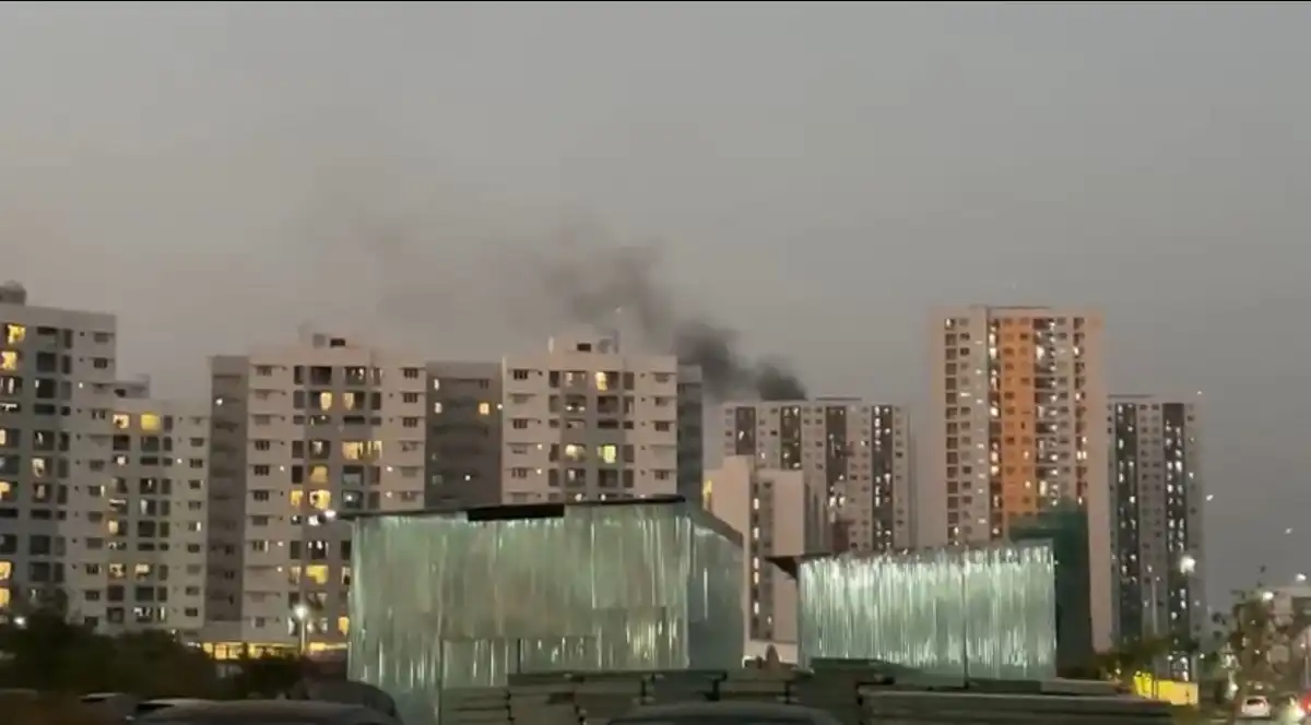 ހިޔާ 5 ވަނަ ޓަވަރުގައި އަލިފާނުގެ ހާދިސާއެއް ހިނގައިފި