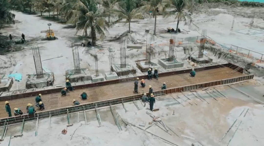 ހަނިމާދޫ އެއާޕޯޓުގެ މަސައްކަތް