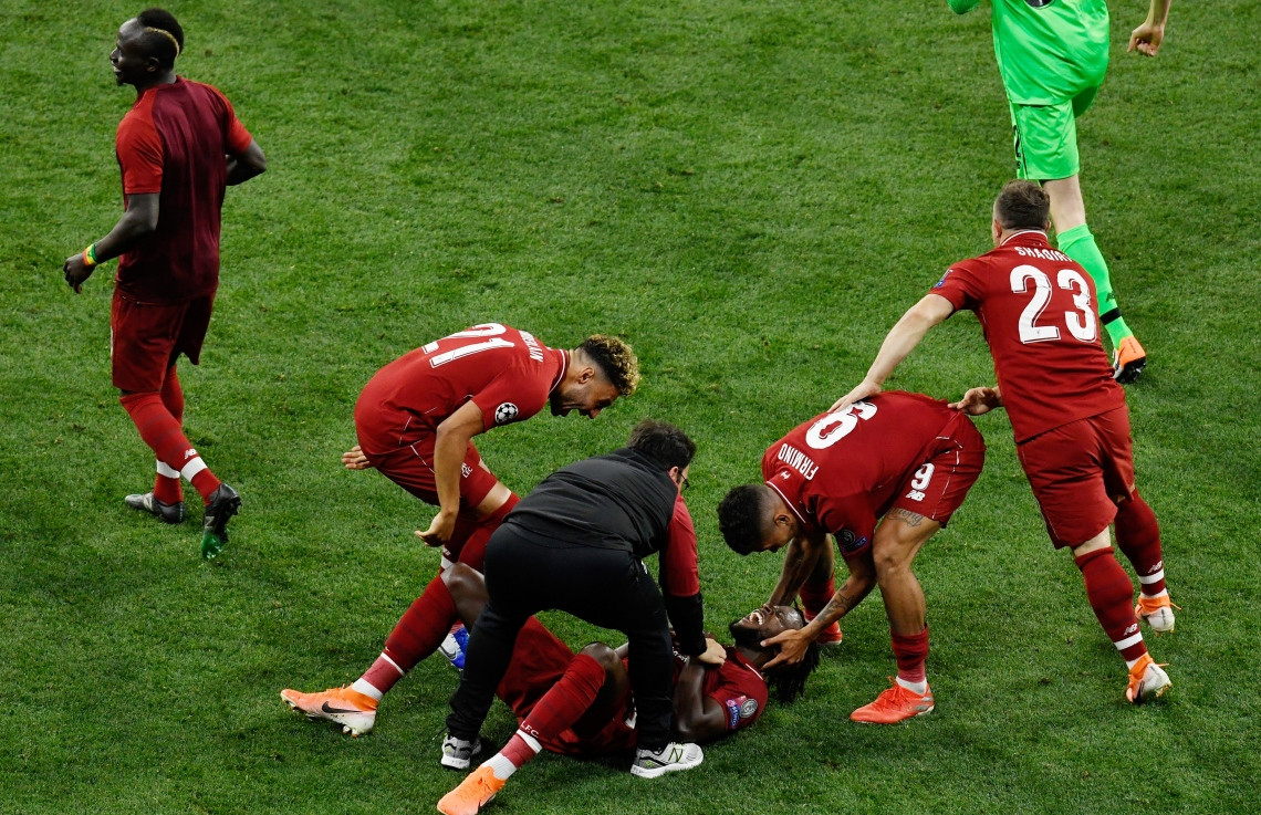 02 ޖޫން 2019 --ޔޫއެފާ ޗެމްޕިންސް ލީގުގެ ފައިނަލްގައި ލިވަޕޫލް އަދި ޓޮޓެންހަމް ބައްދަލުކުރި މެޗްގެ ތެރެއިން-- ފޮޓޯ: އޭ.އެފް.ޕީ