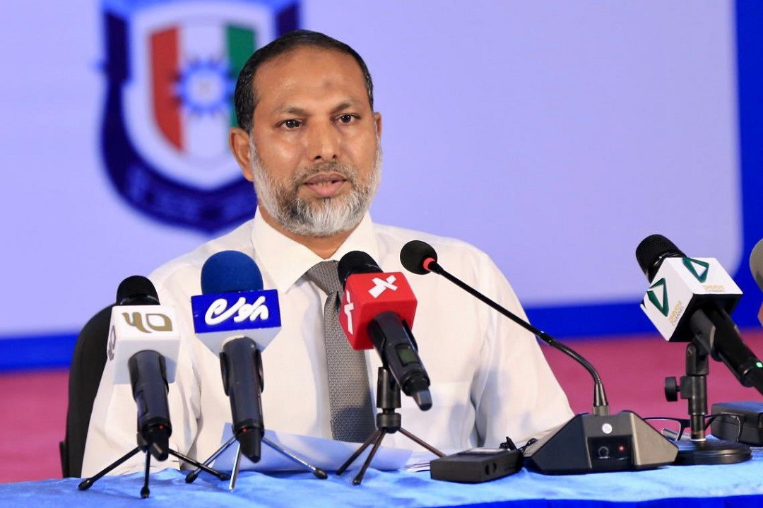 ހޯމް މިނިސްޓަރ އިމްރާން އަބްދުﷲ