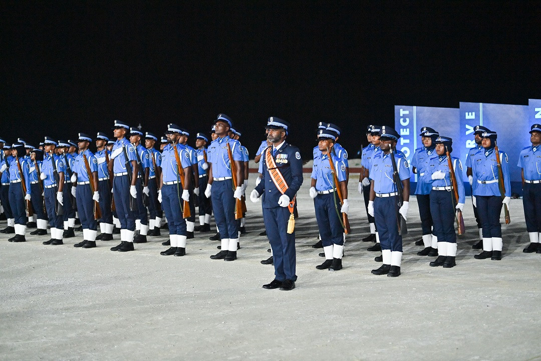 ޕޮލިސް އިނީޝިއަލް ޓްރެއިނިންގ ކޯހުގެ މުއްދަތު ބެހިގެންވަނީ ކެމްޕަސް ޓްރެއިނިންގ 4 މަސްދުވަހަށް، އަދި ޕްރޮބޭޝަނަރީ ޓްރެއިނިންގ 2 މަސްދުވަހަށް - ފޮޓޯ: ރައީސް އޮފީސް