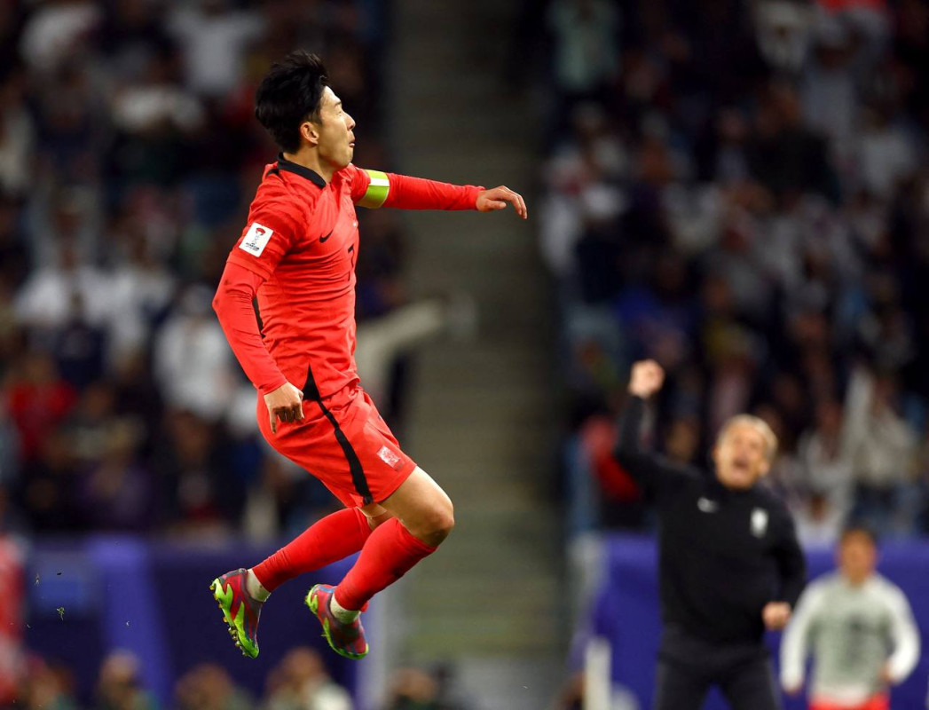 މެޗުގައި ލަނޑު ޖެހުމަށްފަހު ސޮން އުފާ ފާޅުކުރަނީ