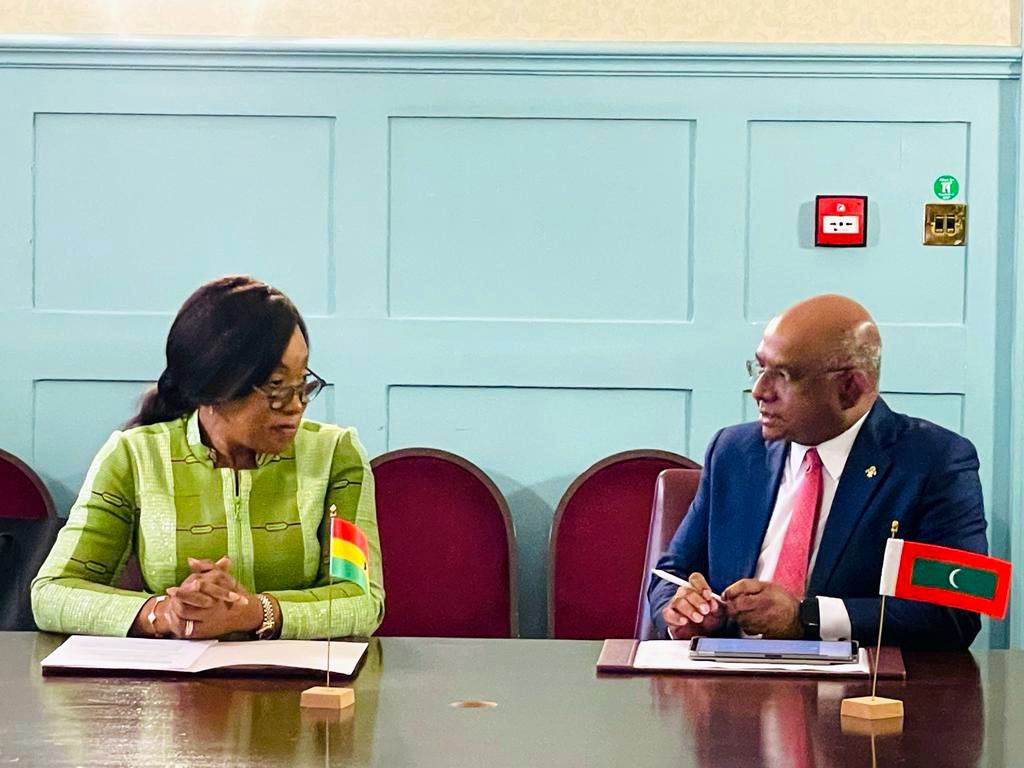 Foreign Minister Abdulla Shahid and Minister for Foreign Affairs of Ghana, Shirley Ayorkor Botchwey