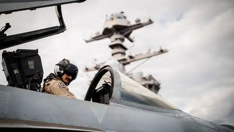 އައިއާރުޖީސީގެ ކޮމާންޑް އެންޑް ކޮންޓްރޯލް ފެސިލިޓީތަކެއް އެމެރިކާގެ ސިފައިން ހަލާކުކޮށްލާފައިވާ ކަމަށް ސެންޓްކޮމް އިން ވަނީ ބުނެފައި