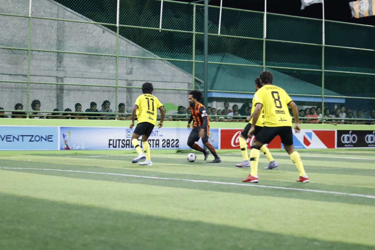 އައްޒާމް ބޯޅައާއެކު ކުރިއަށްދަނީ