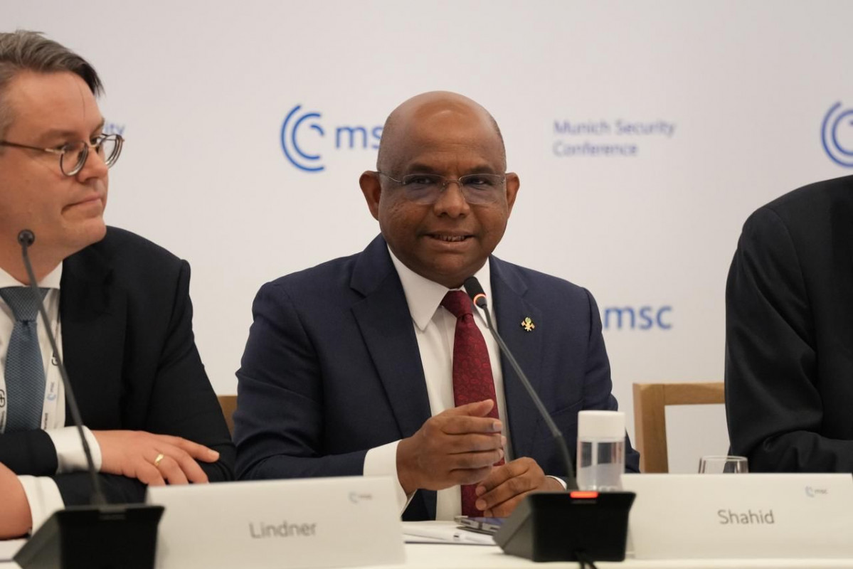 ފޮރިން މިނިސްޓަރު ޝާހިދު