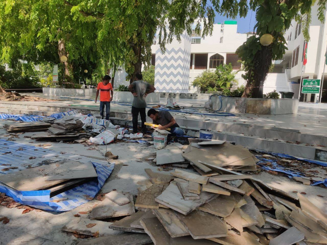 އިސްލާމީ މަރުކަޒުގެ އާބާތުރަ ފިލުވުމުގެ މަސައްކަތުގެ ތެރެއިން