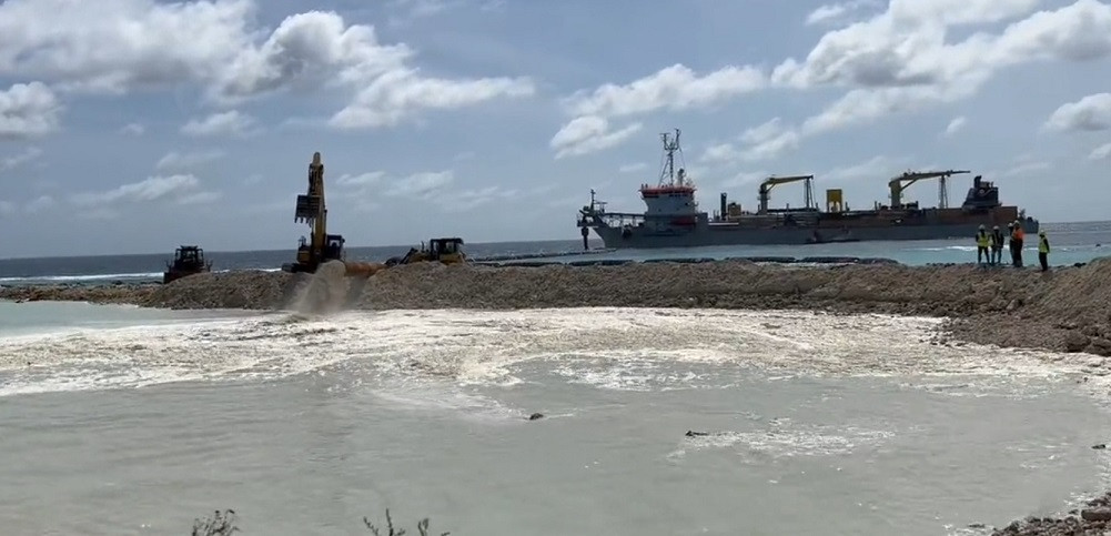 އުކުޅަހުގެ ބިން ހިއްކުމުގެ މަސައްކަތް ކުރިއަށްދަނީ