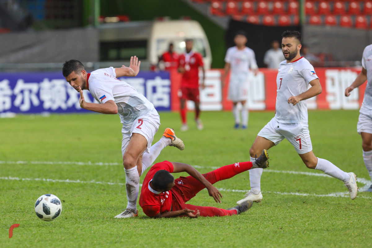 ވޯލްޑްކަޕް ކޮލިފައިން ދިވެހިރާއްޖެ އާއި ފިލިޕީންސް ބައްދަލުކުރި މެޗުގެ ތެރެއިން -- ފޮޓޯ: ރާއްޖެ.އެމްވީ