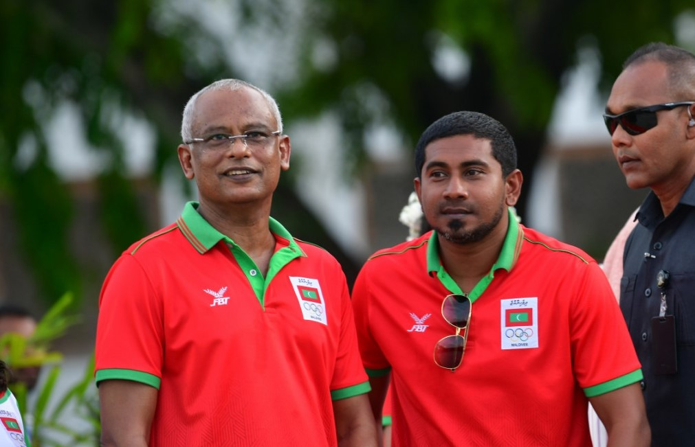 ރައީސް ޞާލިޙު އަދި ޔޫތު މިނިސްޓަރު އަޙުމަދު މަޚްލޫފް