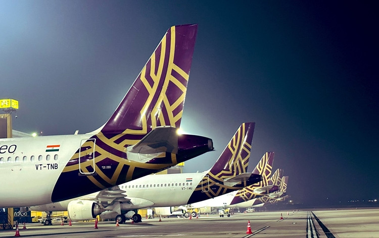 ވިސްތާރާގެ ބޯޓުތަކެއް