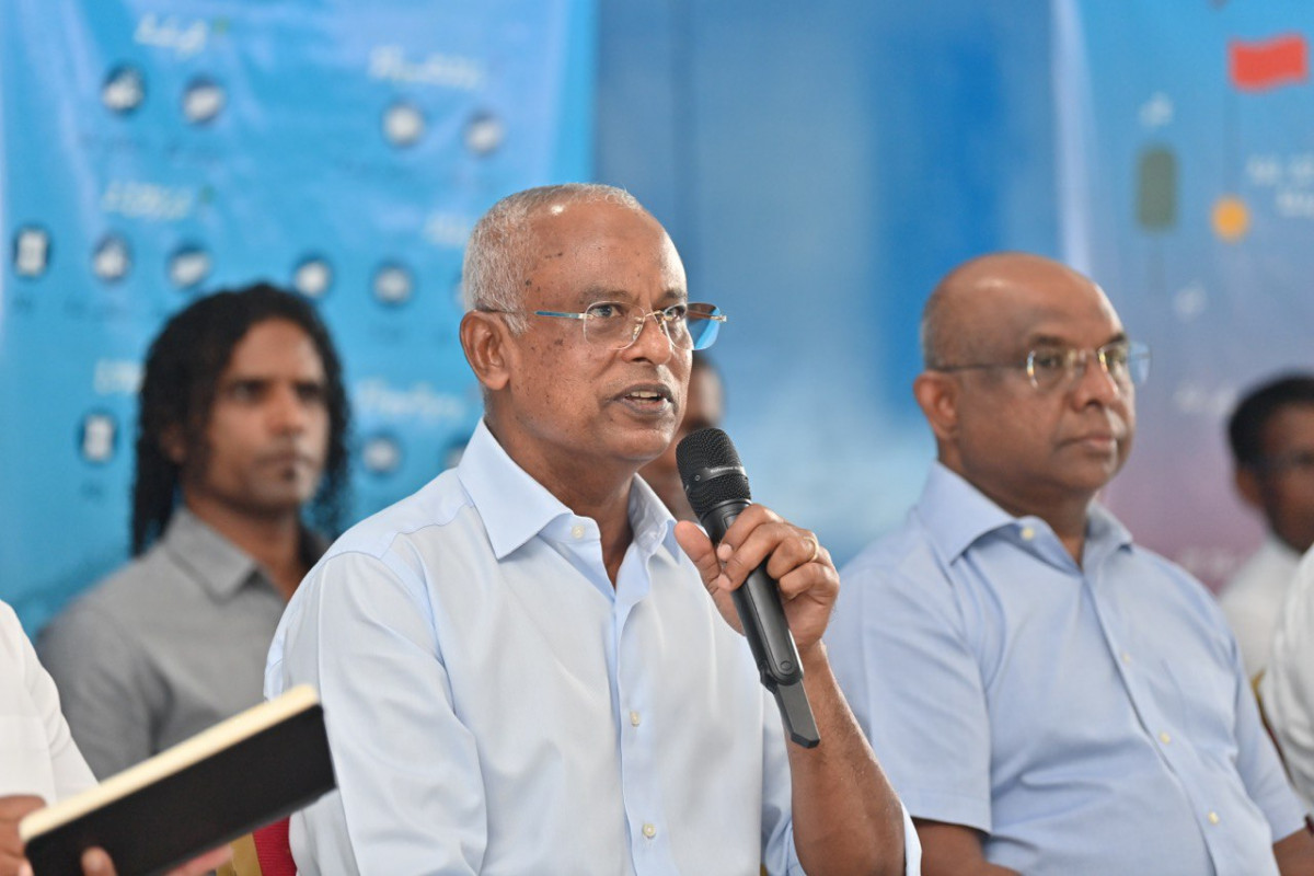 President Solih meets fisher community in Faresmaathoda island