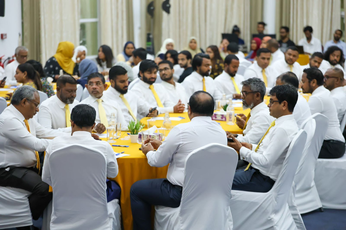 އެމްޑީޕީގެ 4 ވަނަ ދައުރުގެ ނުވަ ވަނަ ޤައުމީ މަޖިލީހުގެ ޖަލްސާގެ ތެރެއިން
