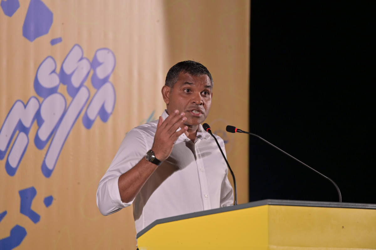 ފުވައްމުލަކު ސިޓީގައި އޮތް އުފާވެރި އަމާން ރާއްޖެ ކެމްޕޭން ޖަލްސާގައި ނައިބުރައީސް ވާހަކަފުޅު ދައްކަވަނީ