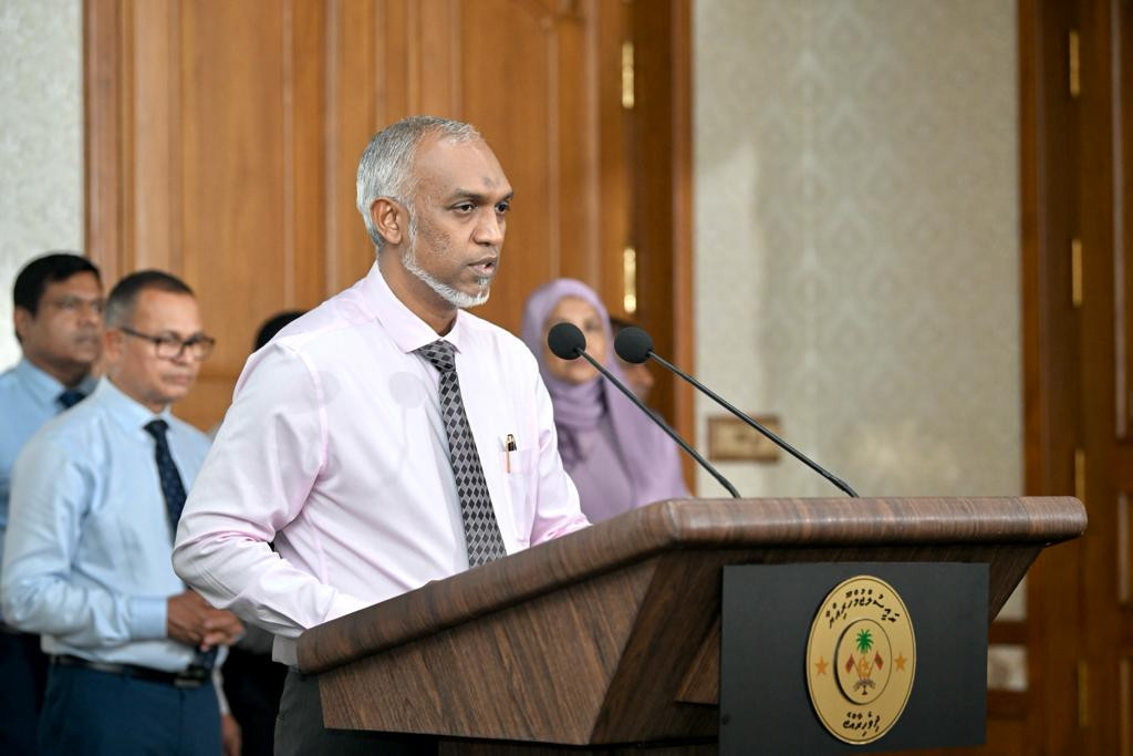 ރައީސް، ޑރ. މުހައްމަދު މުއިއްޒު