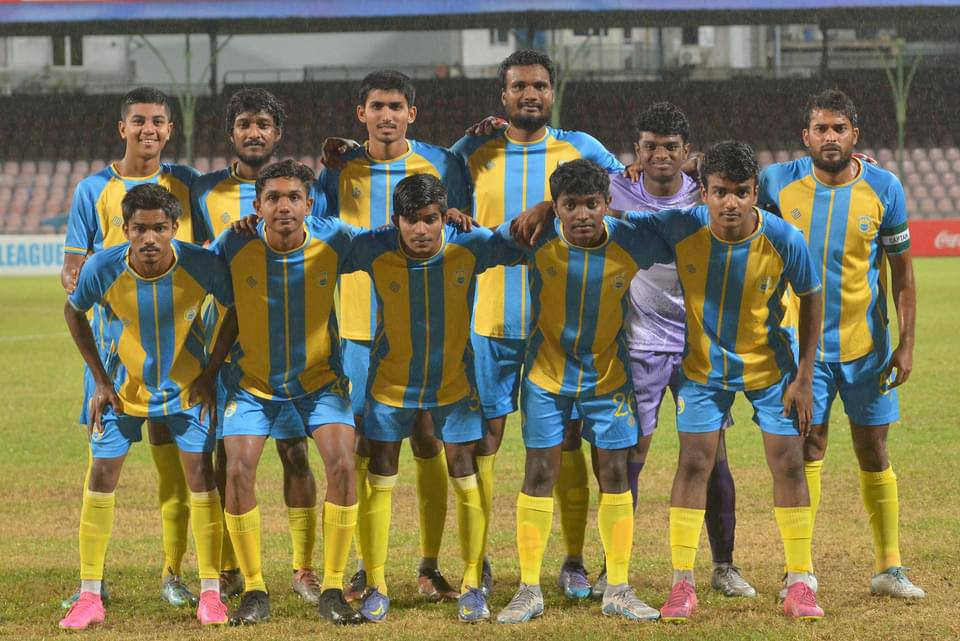 ދިވެހި ލީގުގައި މީގެ ކުރިން ކުޅުނު މެޗެއް ފެށުމުގެ ކުރިން ކުލަބު ވެލެންސިއާގެ ކުޅުންތެރިން