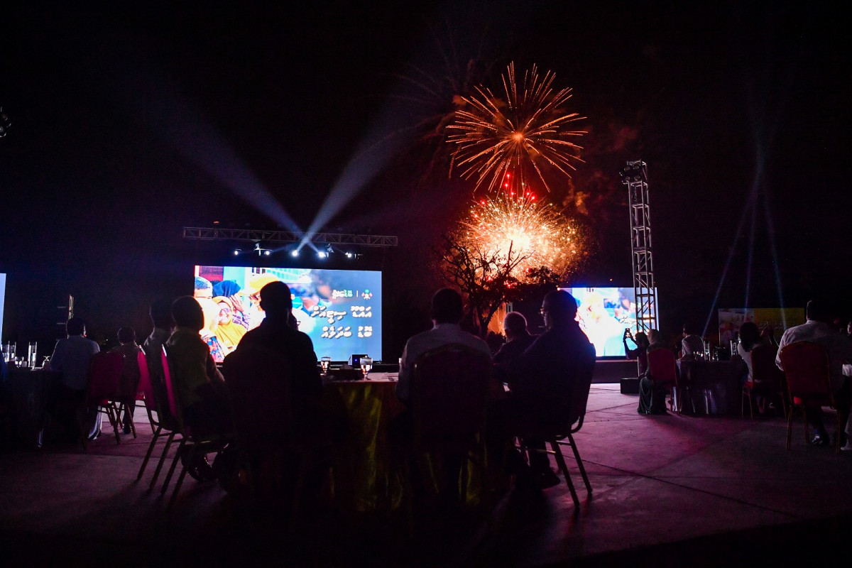 އައްޑޫ ސިޓީއަށް ރައީސް ކުރެއްވި ދަތުރުފުޅުގެ ތެރެއިން ހަވާ އެރުވުން