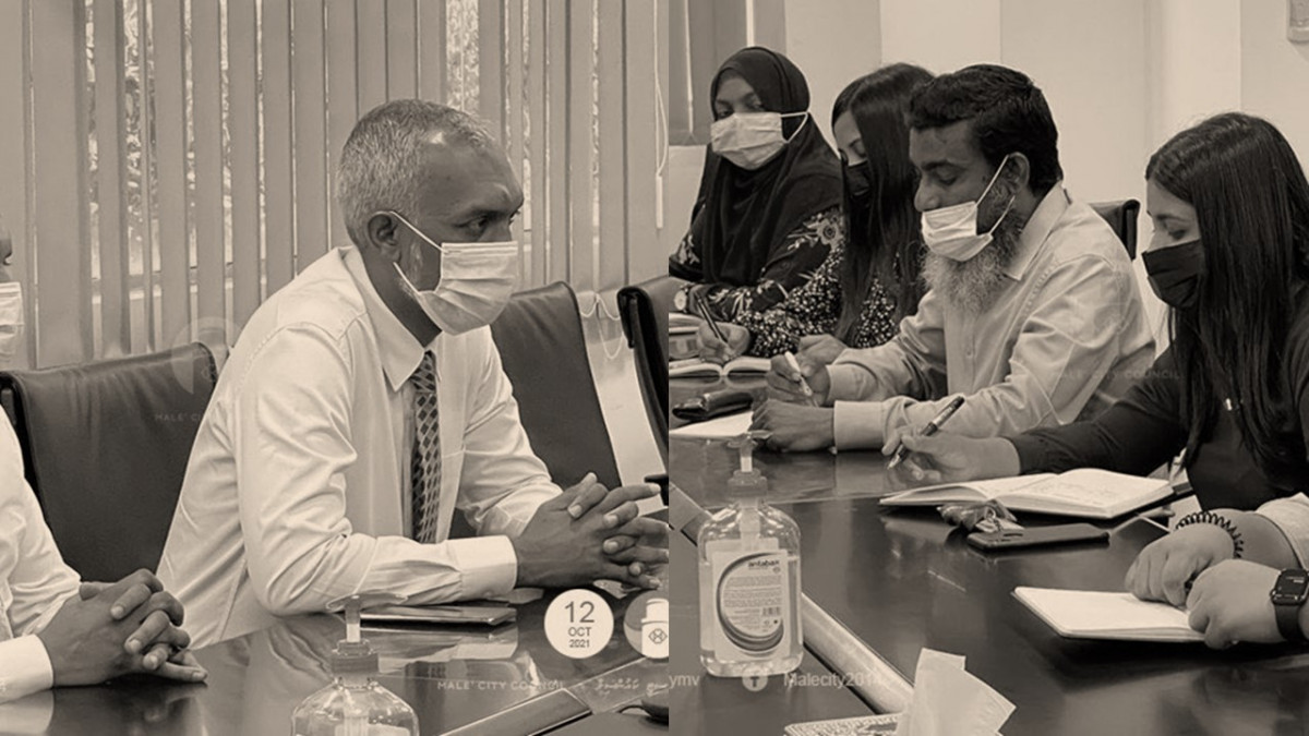 މުއިއްޒު އޮމްބަޑްސްޕާސަންއާއި ބައްދަލުކުރެއްވުން