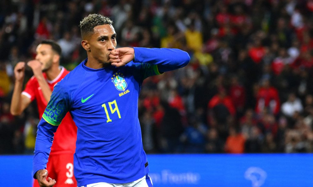 ބްރެޒިލުން ކުޅުނު މެޗުގެ ތެރެއިން