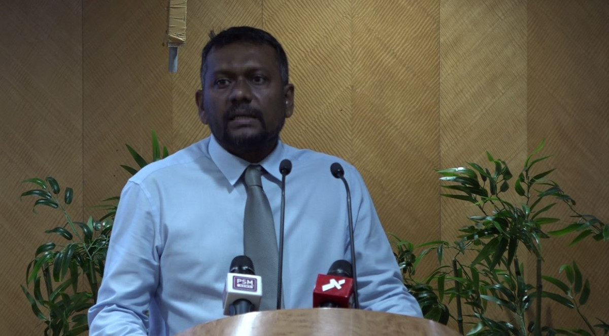 ތިން ވަނަ ގައުމީ \"ޑައިލޮގް އޮން ފޯސްޓެރިން ސަސްޓެއިނަބަލް ޔޫތު އެންޓަޕްރެއިނަރސ\" ފެށުމުގެ ރަސްމިއްޔާތުގައި ފައްޔާޒު ވާހަކަފުޅު ދައްކަވަނީ