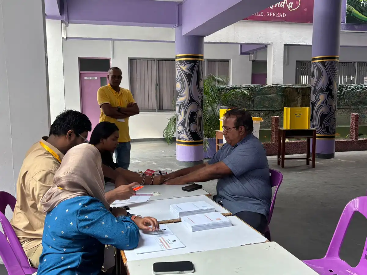 ލޯކަލް ކައުންސިލް އަދި ޑަބްލިއުޑީސީގެ މޯލްޑިވިއަން ޑިމޮކްރެޓިކް ޕާޓީ (އެމްޑީޕީ)ގެ ޕްރައިމަރީ