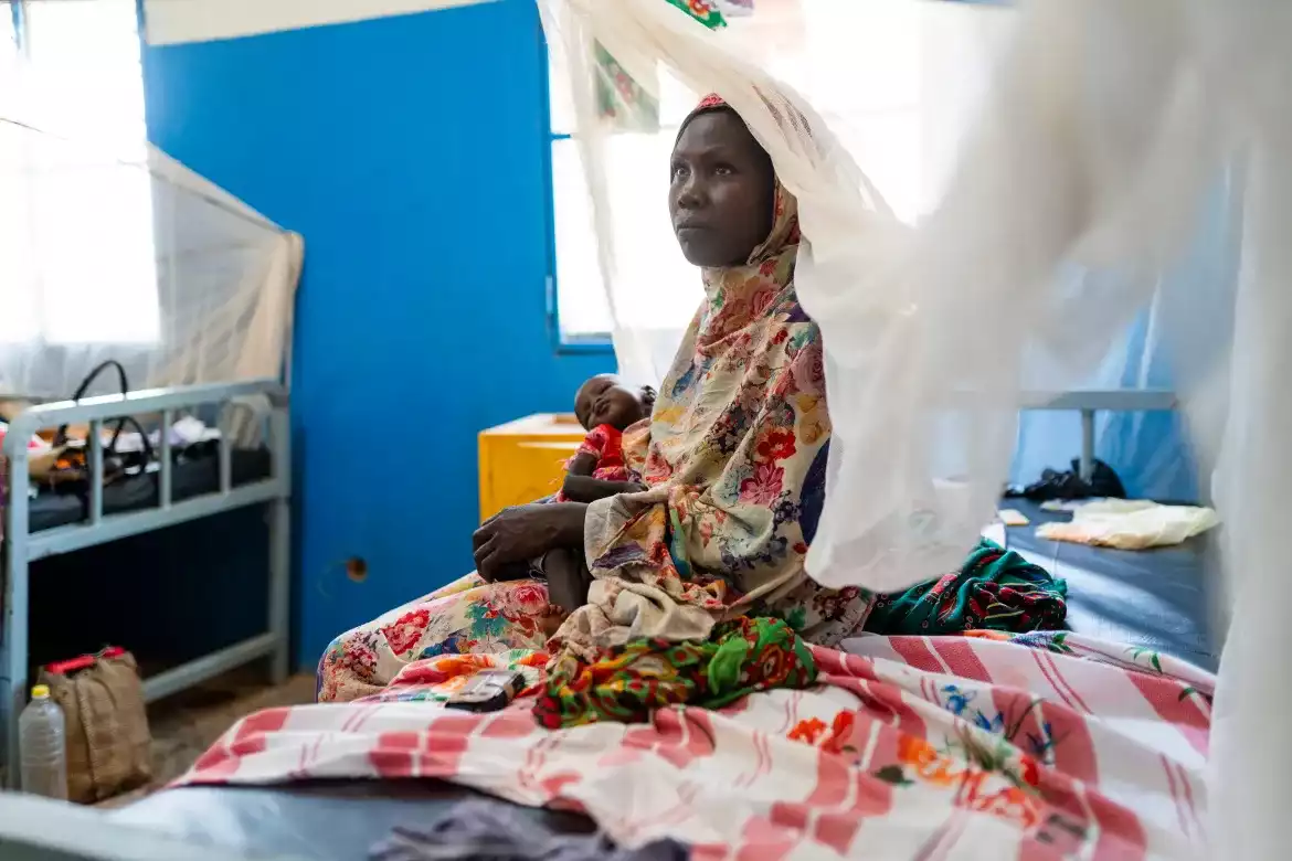 ފަރުޗަނާ ހޮސްޕިޓަލު ގެ މަލްނިއުޓްރިޝަން ސެންޓަރުން މިހާރުވެސް 80 އަށްވުރެ ގިނަ ތުއްތު ކުދިންނަށް ދަނީ ފަރުވާ ދެމުން - ފޮޓޯ: ޔޫއެންއެޗުއާރުސީ