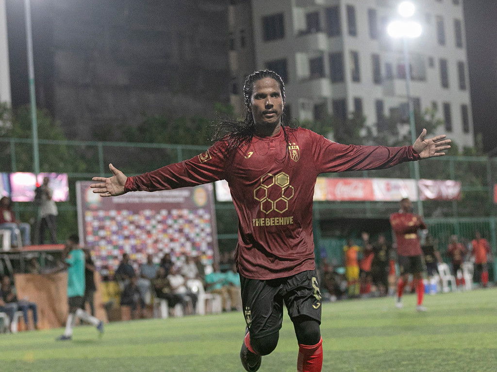 ކްއާޓަރ ފައިނަލް މެޗުގައި ލަނޑުޖެހުމަށްފަހު ތިމަރަފުށި ކުޅުންތެރިއެއް